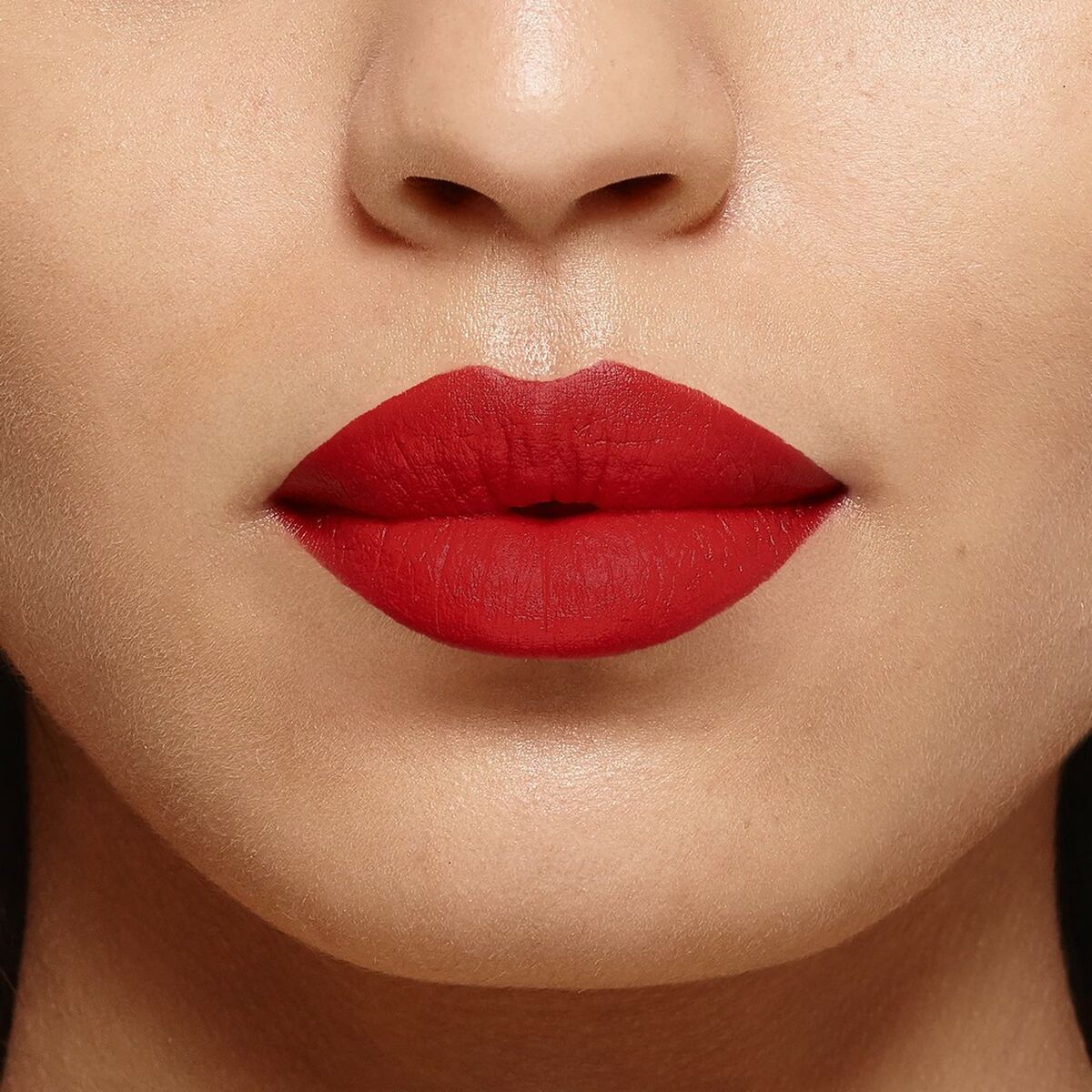 Lipstick L'Oreal Make Up Color Riche 336-le rouge avant-garde Matt-2
