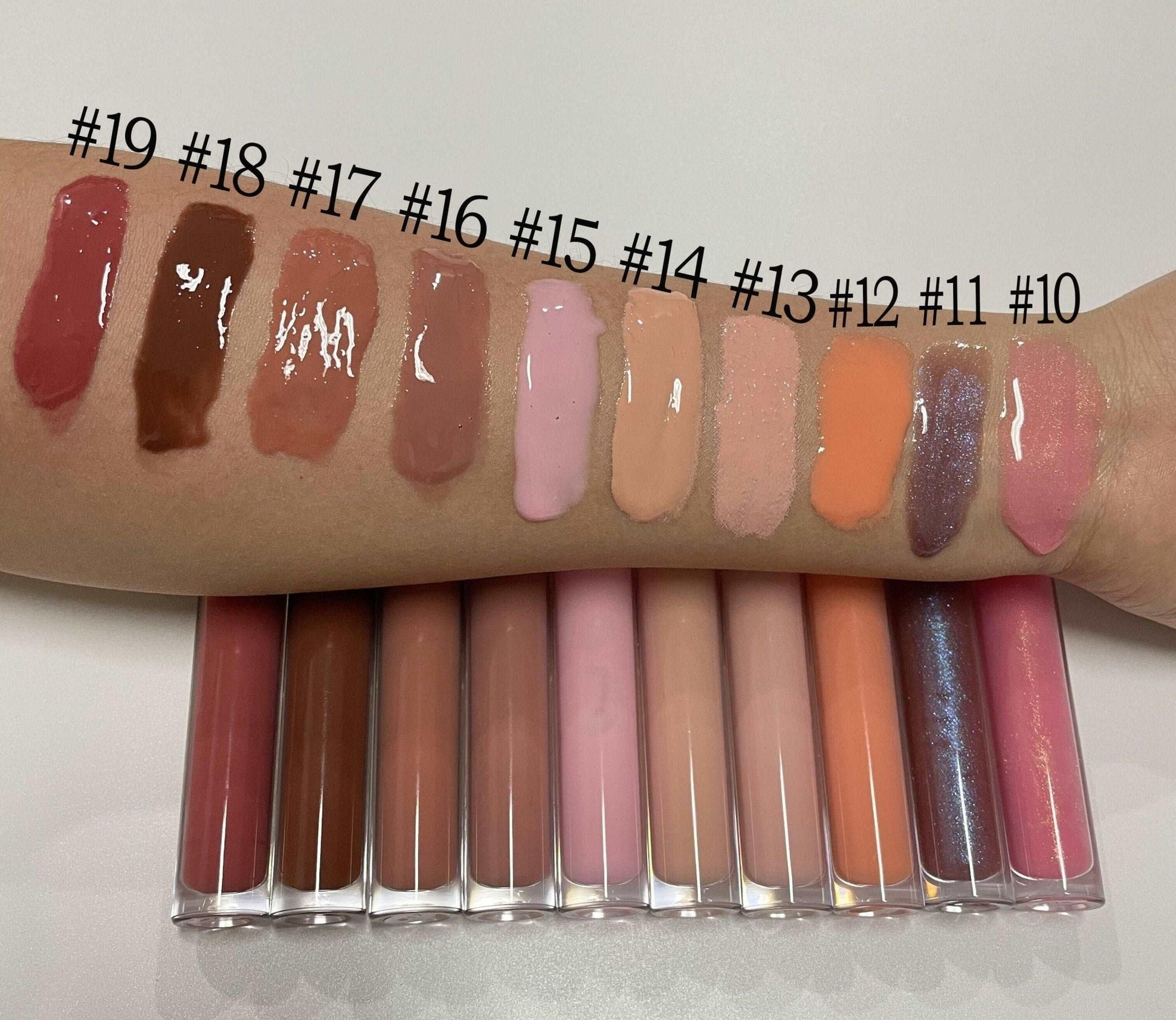Eco-Friendly Vegan Lip Gloss: Shine in 29 Vibrant Shades!-4